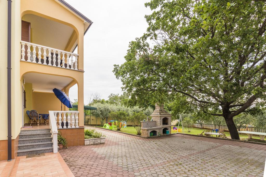Apartments Catic Умаг Экстерьер фото