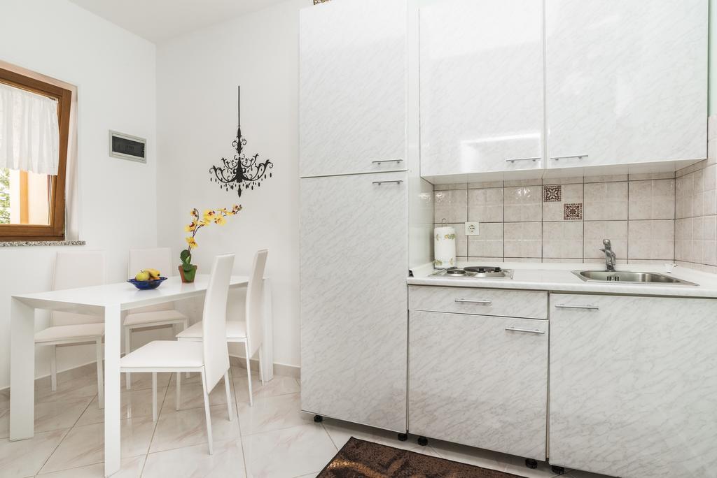 Apartments Catic Умаг Экстерьер фото